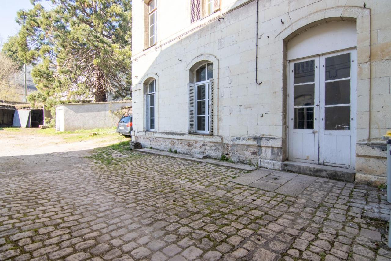 Apt Bords De Loire - Rdc - Au Pied Du Chateau Saumur Kültér fotó
